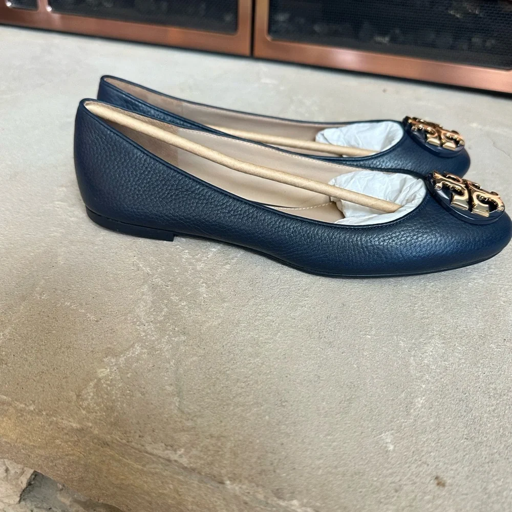 NIB Tory Burch Claire Ballet Flats in Tumbled Navy - Picture 5 of 7